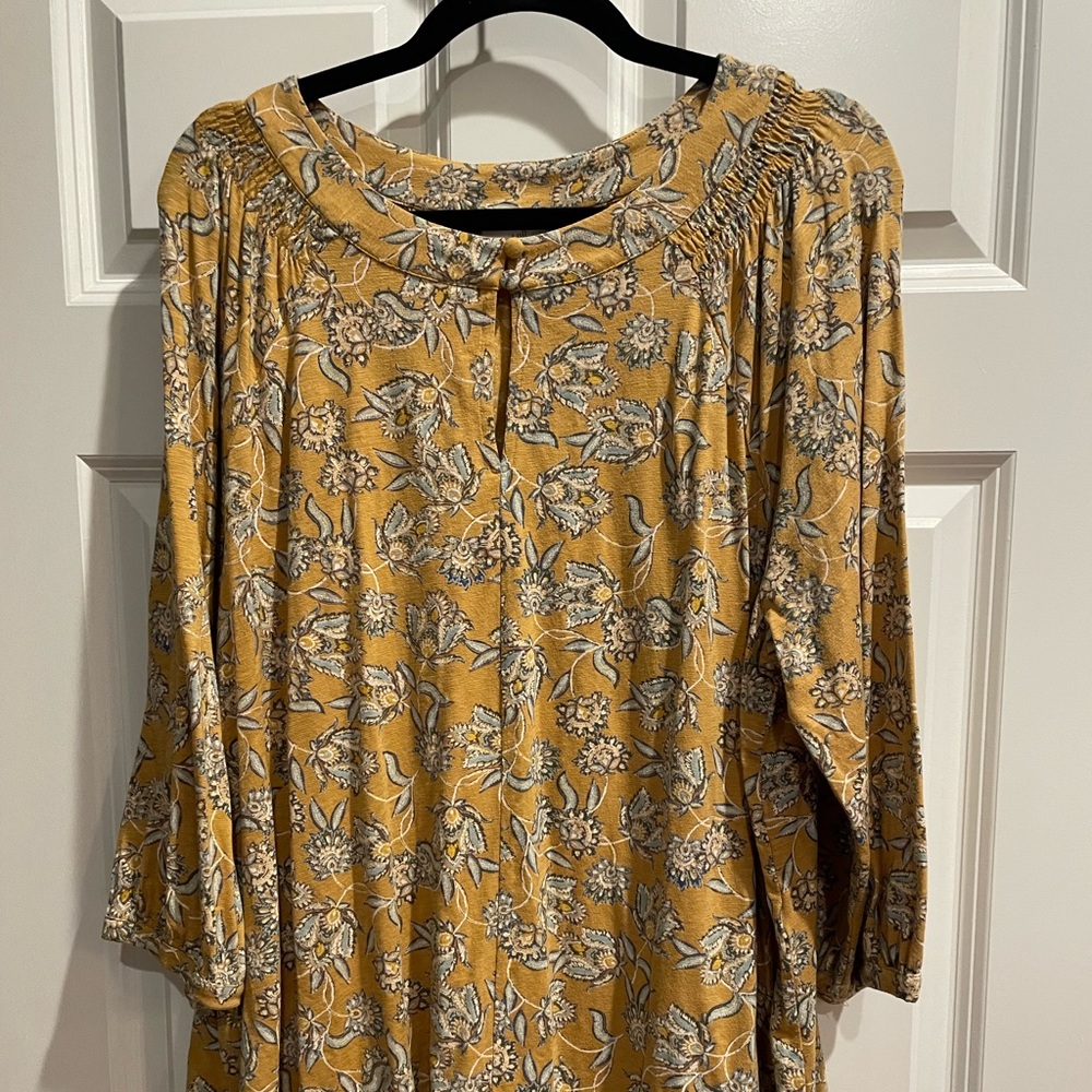 J Jill Smocked 3/4 Sleeve Floral Gold top, XL